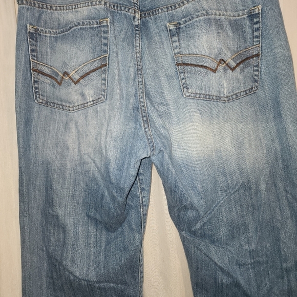 Lucky Brand 181 Jeans Mens 38x27 Blue Relaxed Bootleg light Wash Denim - Picture 5 of 6